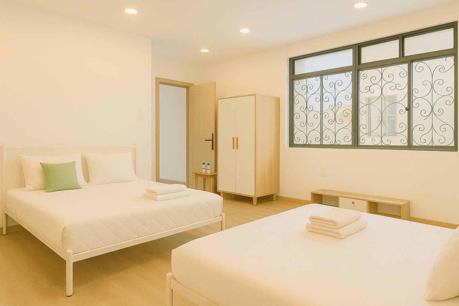 Thu Thai - Lunaria Maison Group Khách sạn 2*